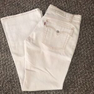 Vintage Super Low Stretch Levi’s Cream Jeans for Women 11